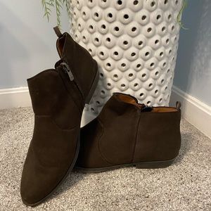 Chocolate brown ankle boot